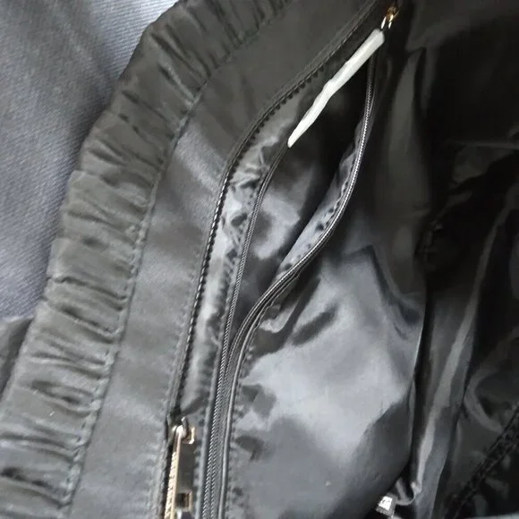 Victoria's Secret Elegant Black Satin Pleated Zip & Cinched Overnight Tote NWOT - Picture 9 of 15